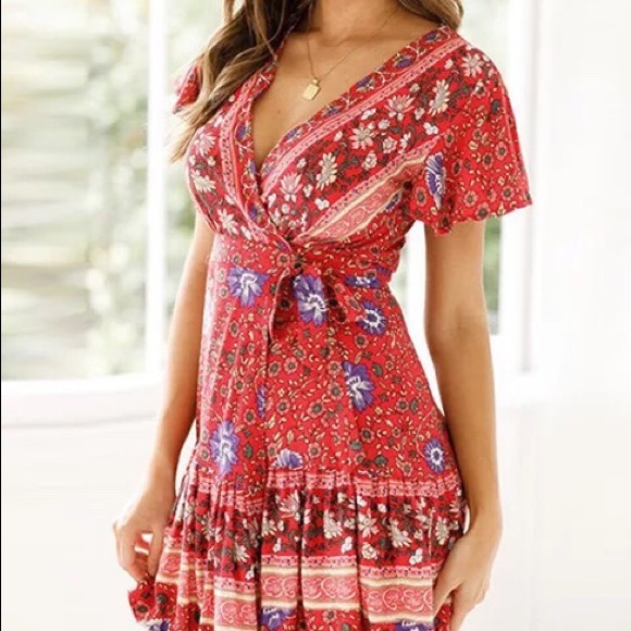 Red floral mini dress - Picture 2 of 7